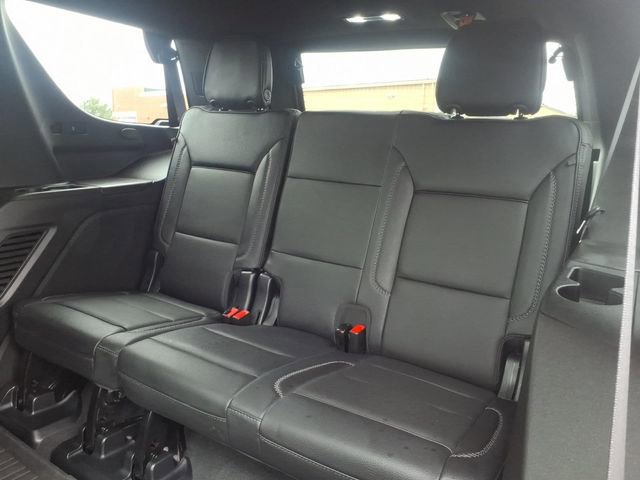 Used 2023 GMC Yukon Denali w/ LPO, Floor Liner Package image 10
