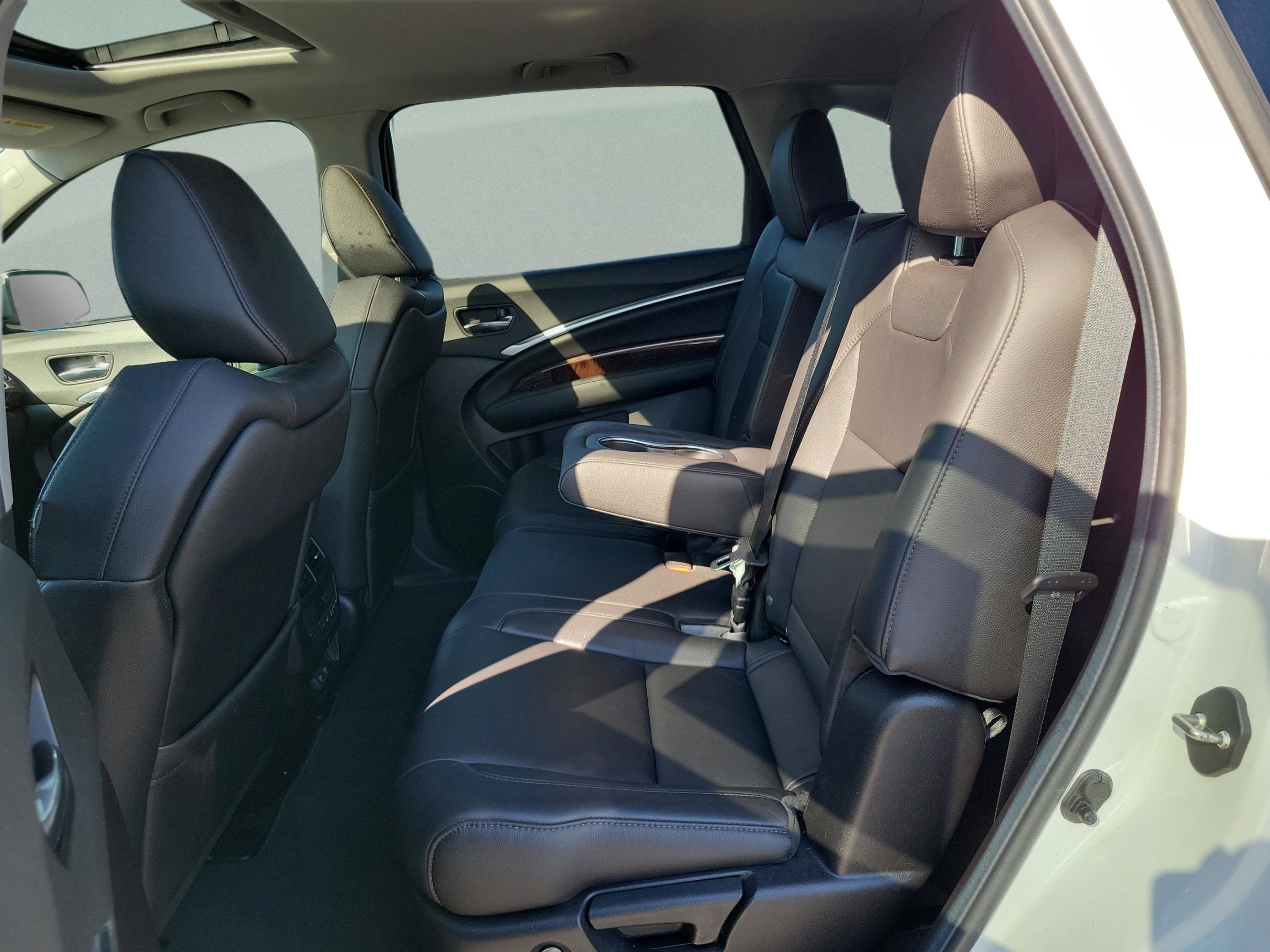 Used 2019 Acura MDX SH-AWD image 15