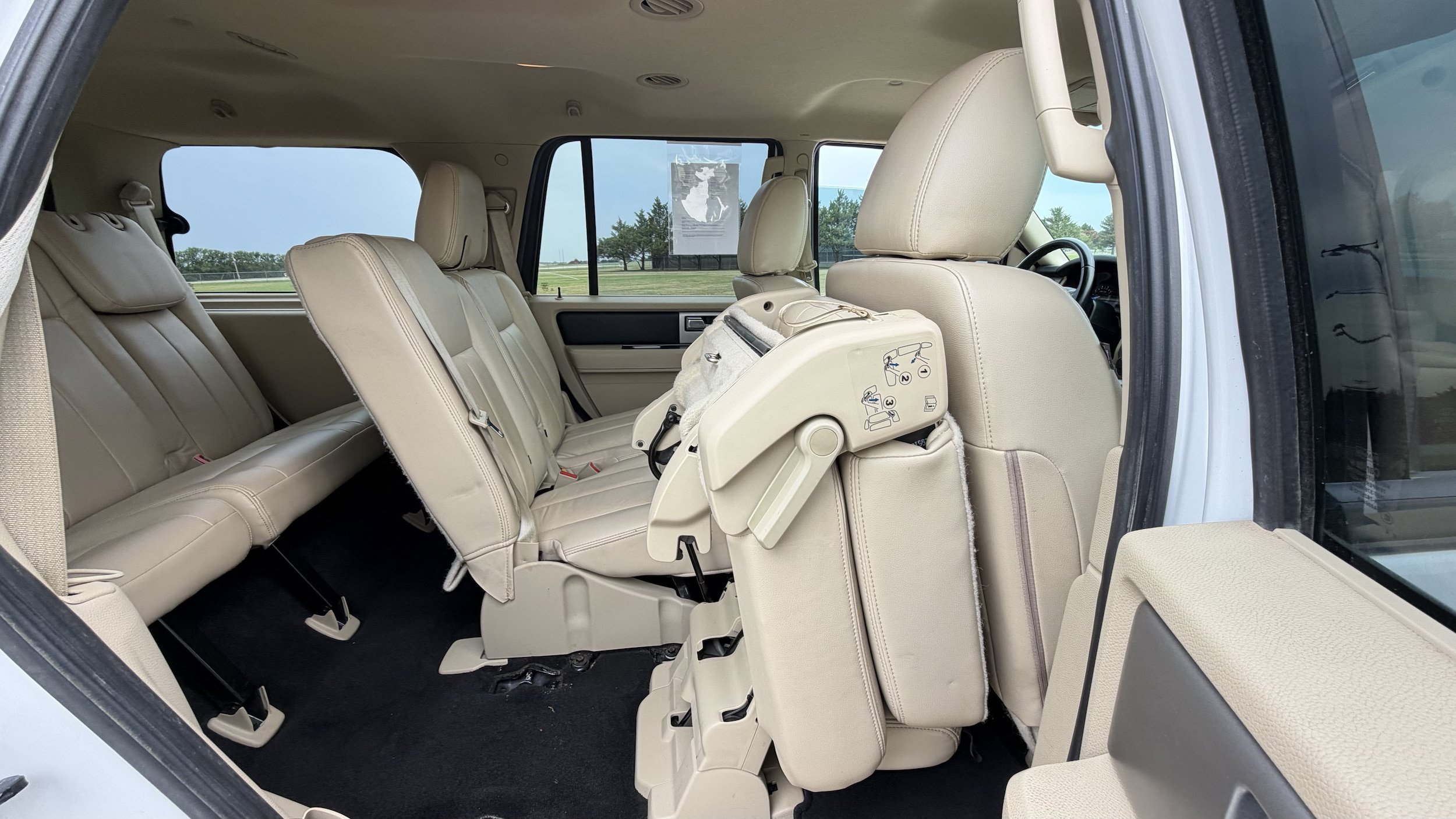Certified 2017 Ford Expedition XLT AWD/4WD image 22