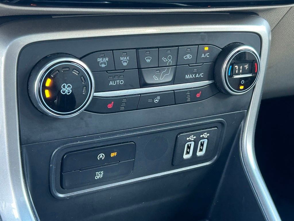 Certified 2021 Ford EcoSport Titanium w/ Interior Protection Package image 38