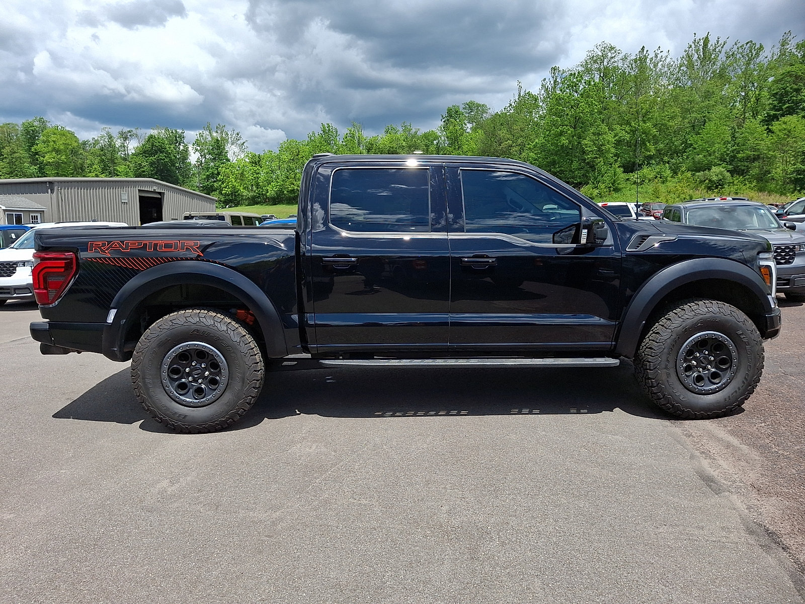 Certified 2025 Ford F150 Raptor AWD/4WD image 12