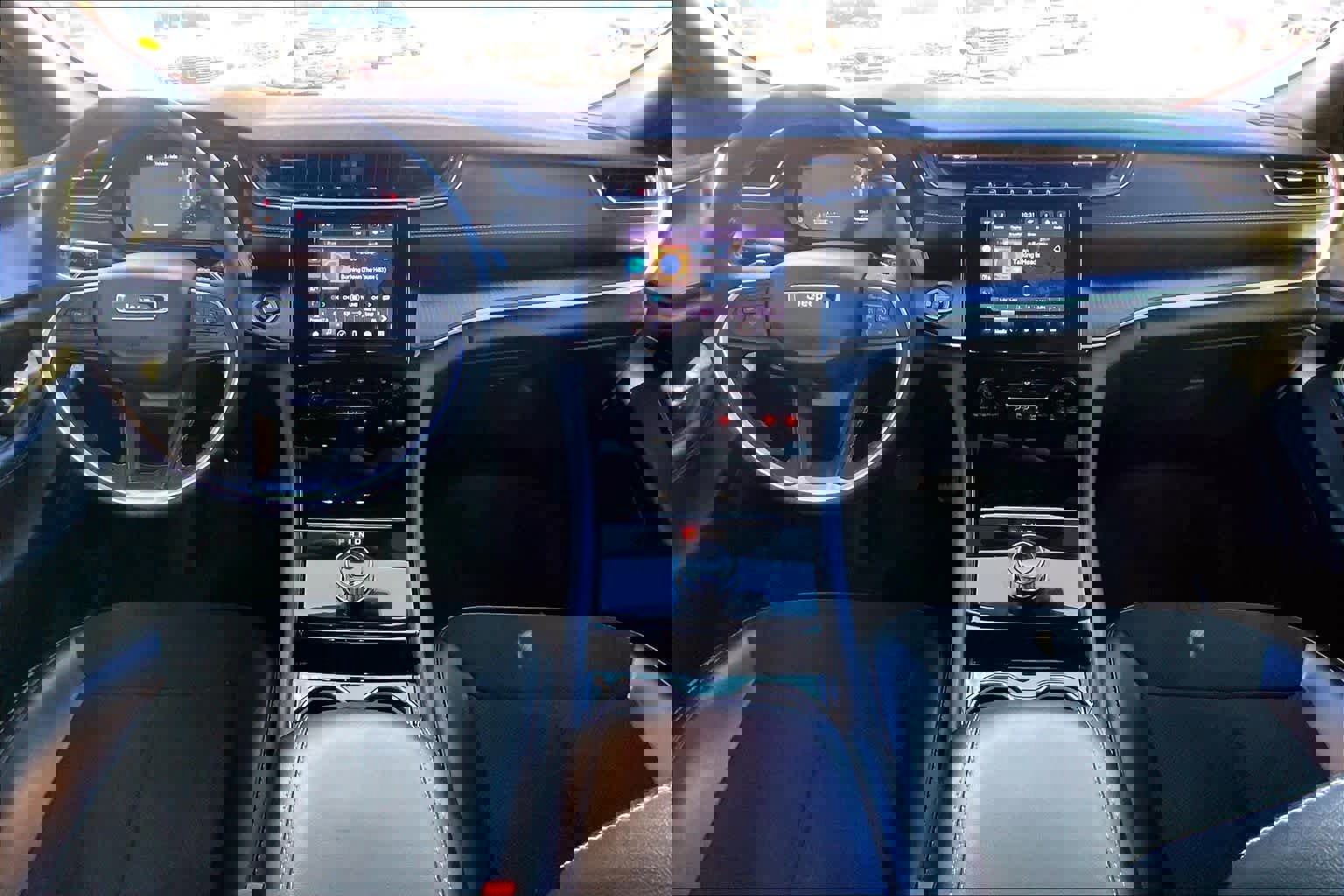 Used 2023 Jeep Grand Cherokee Altitude image 15