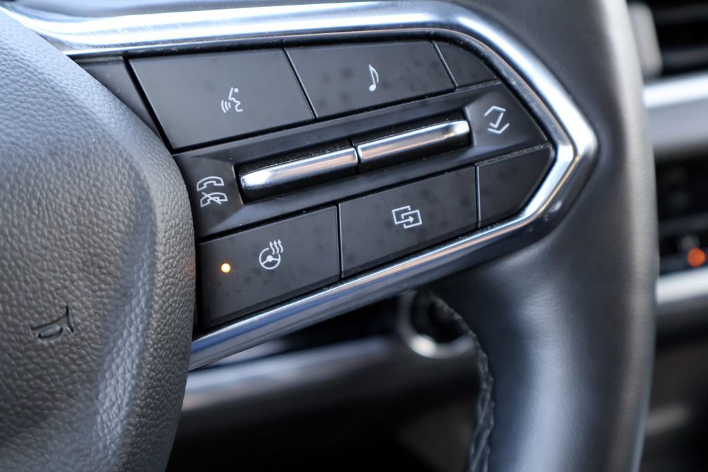 Used 2025 Chevrolet Equinox LT AWD/4WD image 8