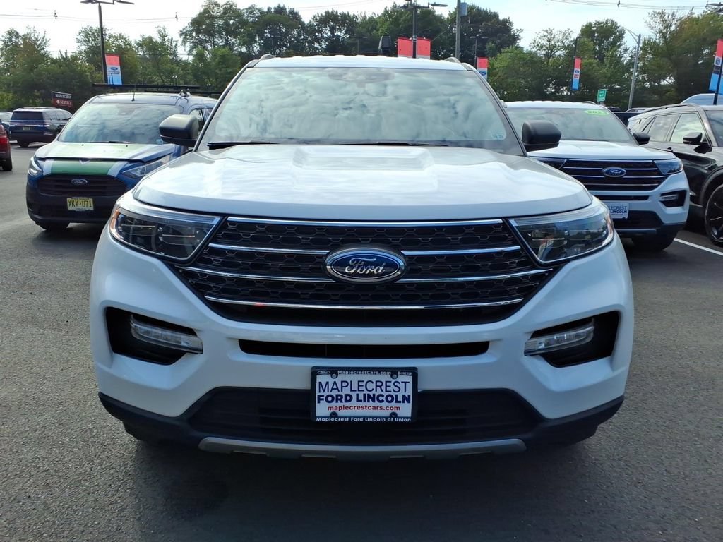 Certified 2023 Ford Explorer XLT w/ Equipment Group 202A AWD/4WD image 17