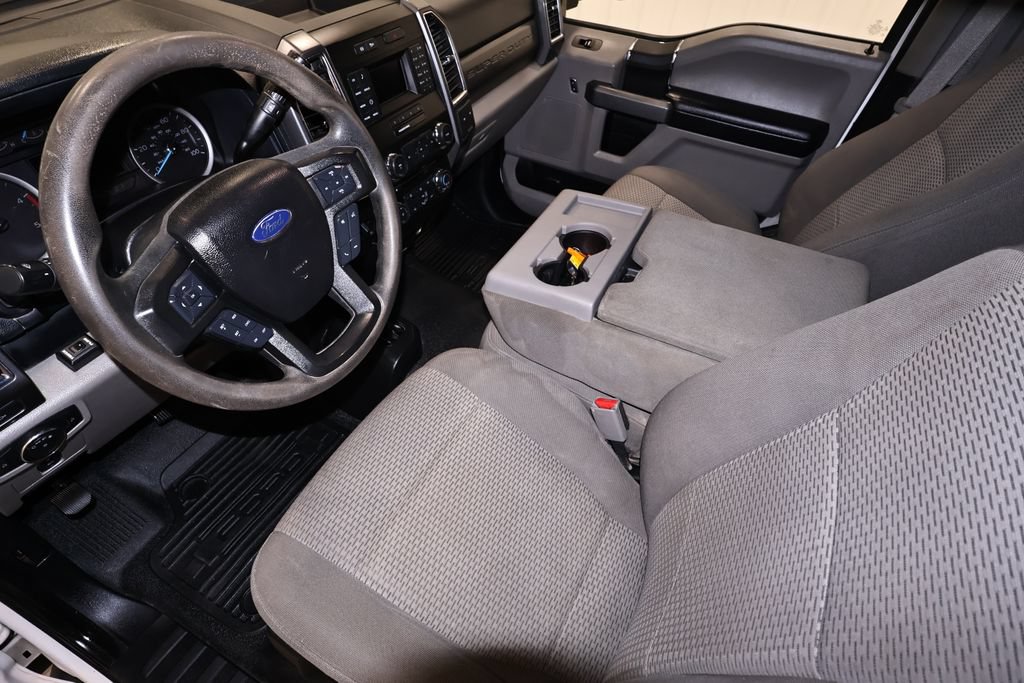 Certified 2017 Ford F550 4x4 Regular Cab Super Duty w/ XLT Value Package image 29