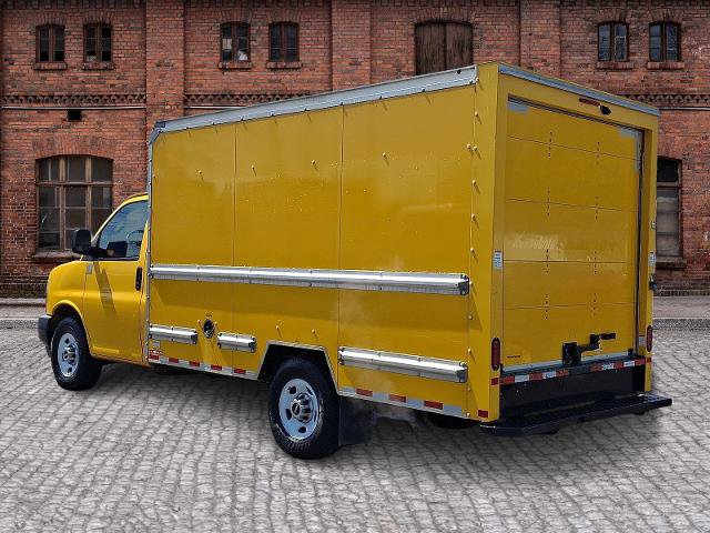 Used 2021 GMC Savana 3500 w/ Power Convenience Package RWD image 6