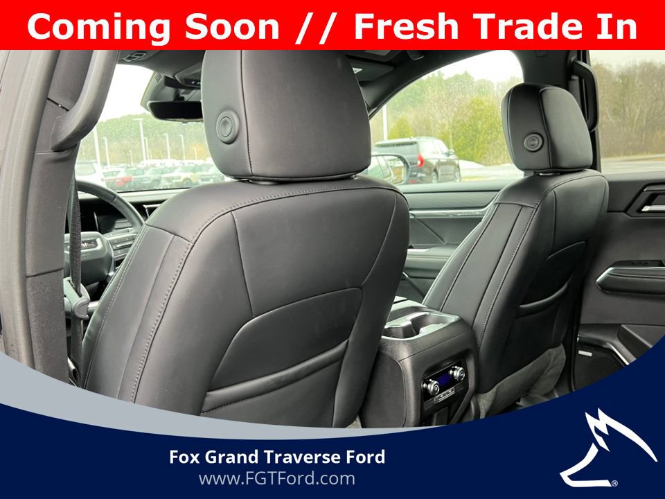 Used 2026 GMC Acadia Elevation w/ Elevation Premium Package AWD/4WD image 31