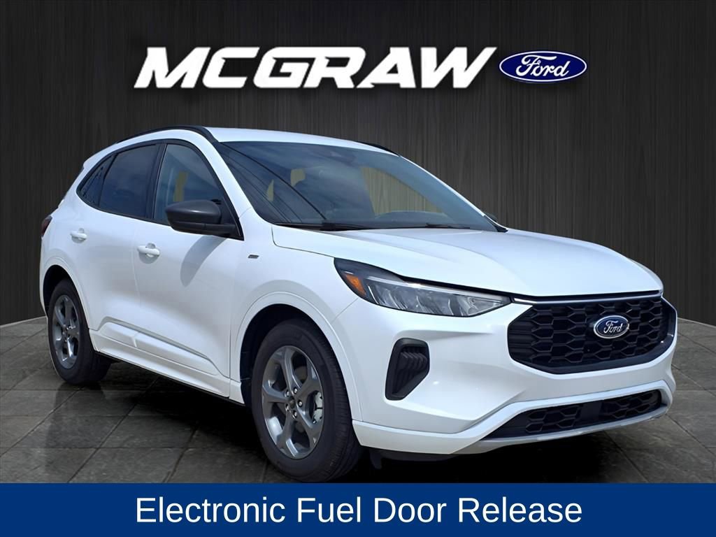 Certified 2023 Ford Escape ST-Line w/ Equipment Group 301A image 4