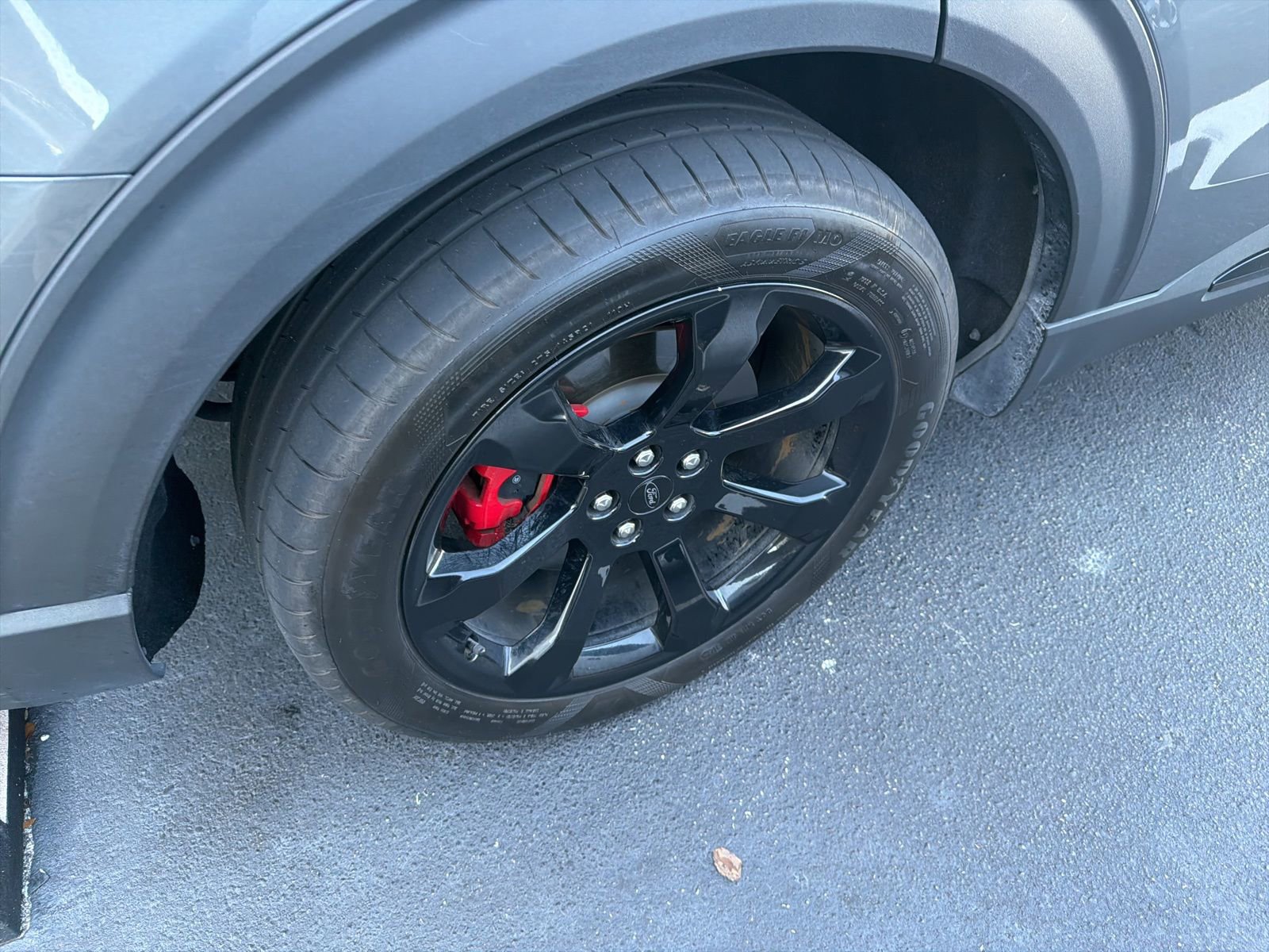 Certified 2022 Ford Explorer ST w/ ST Street Pack RWD image 3