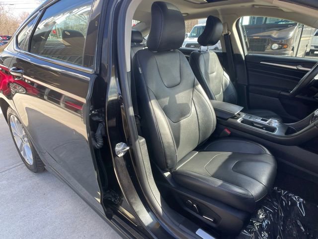 Certified 2019 Ford Fusion Energi Titanium image 33