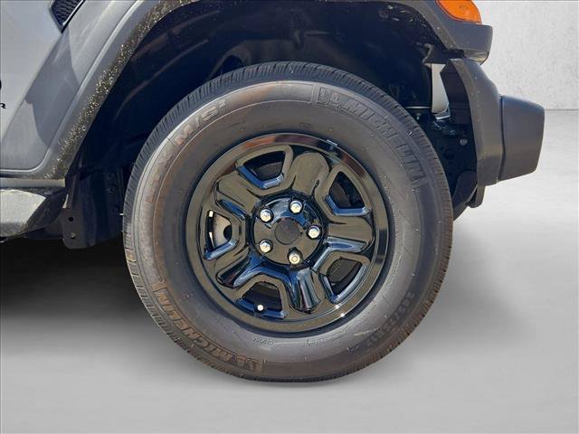 Used 2023 Jeep Wrangler Sport AWD/4WD image 21