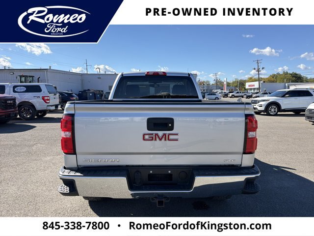 Used 2018 GMC Sierra 1500 SLE w/ SLE Preferred Package AWD/4WD image 6