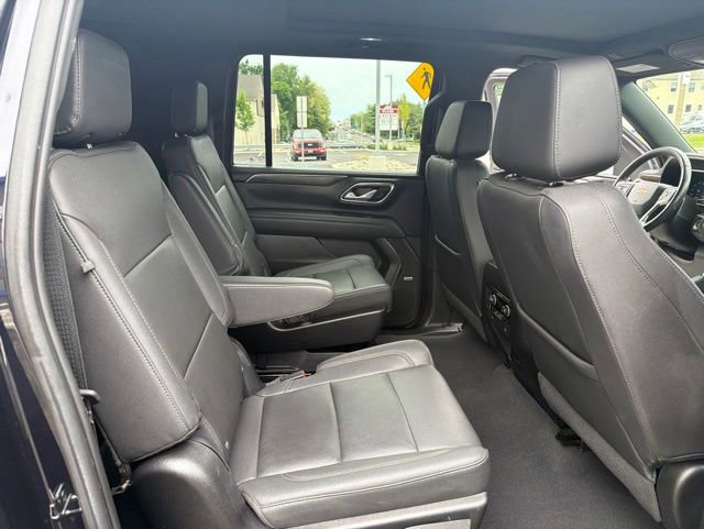 Used 2023 Chevrolet Suburban LT w/ LT Signature Plus Package AWD/4WD image 20