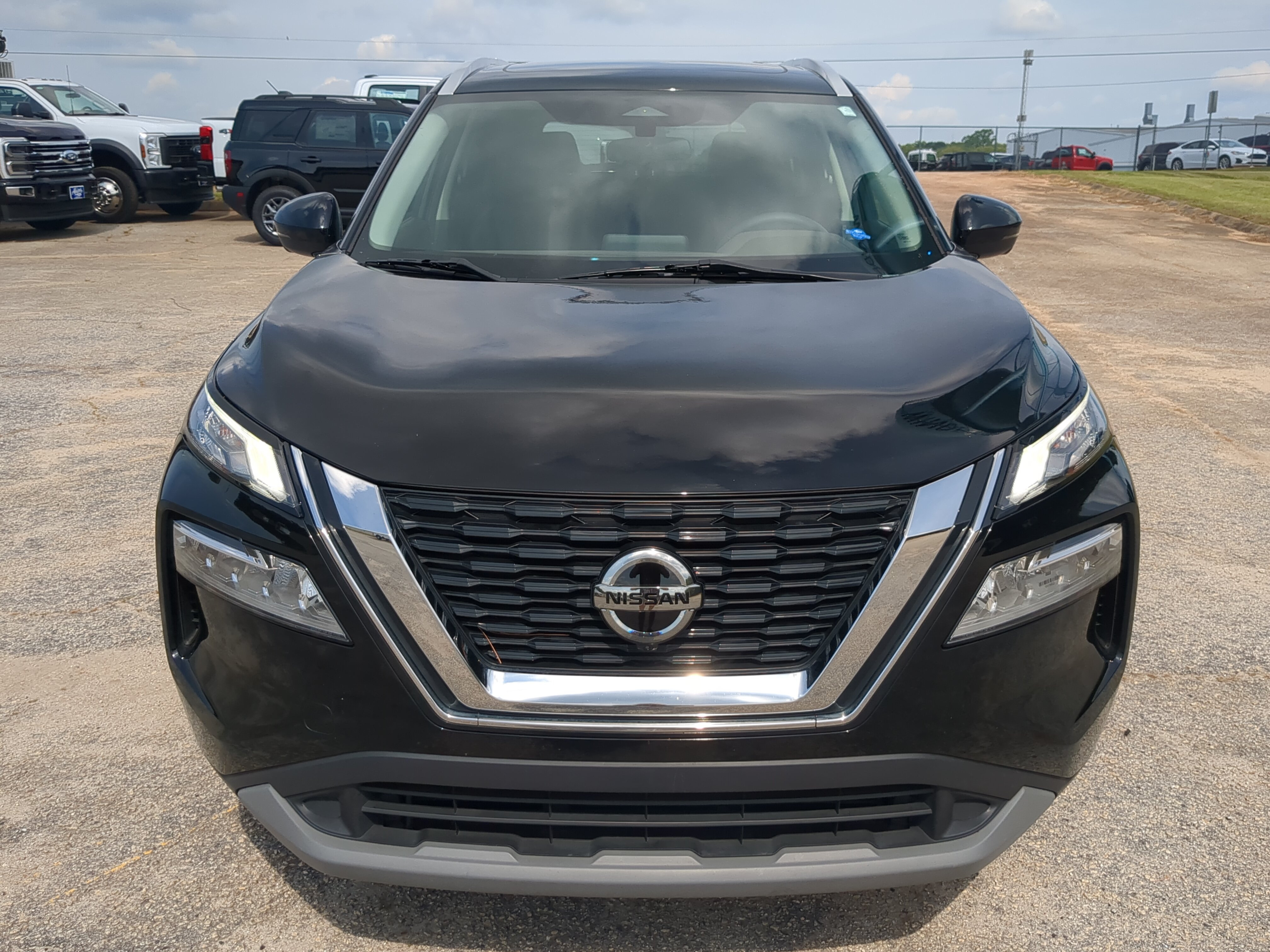Used 2021 Nissan Rogue SV w/ Premium Package FWD image 7