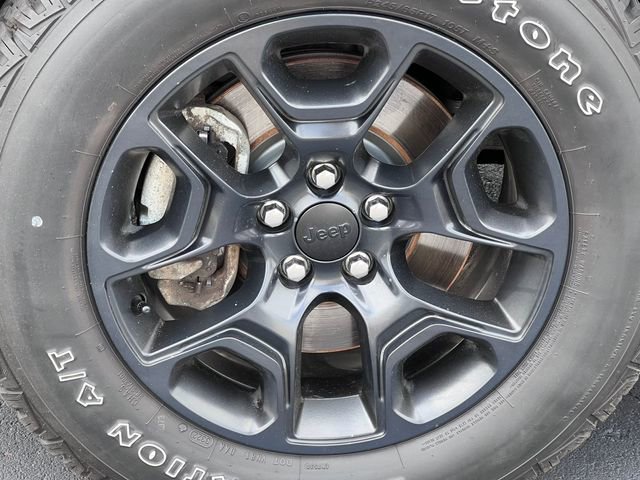 Used 2022 Jeep Cherokee Latitude w/ Sun & Sound Group AWD/4WD image 7