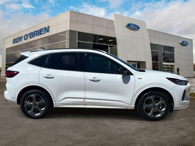 Certified 2023 Ford Escape ST-Line w/ Tech Pack #1 image 6
