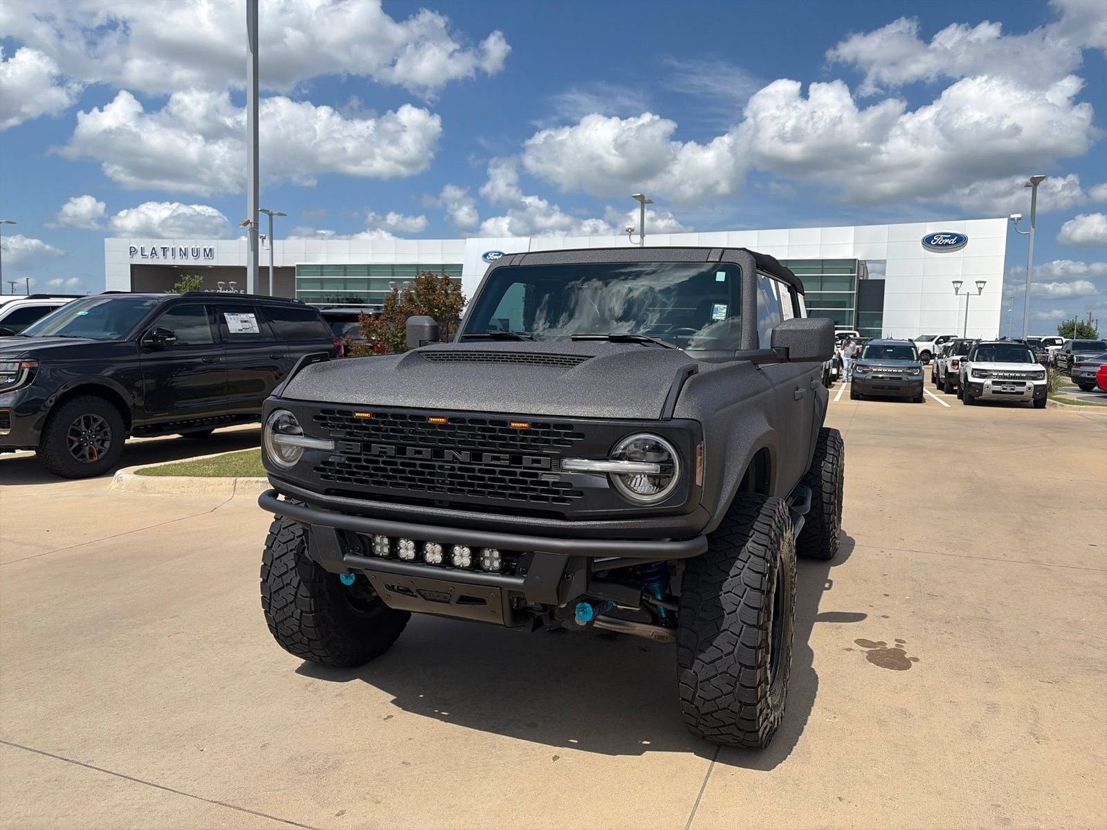 Certified 2021 Ford Bronco Outer Banks w/ Sasquatch Package AWD/4WD image 26