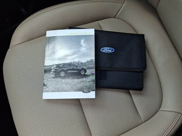 Certified 2020 Ford Escape SEL FWD image 26