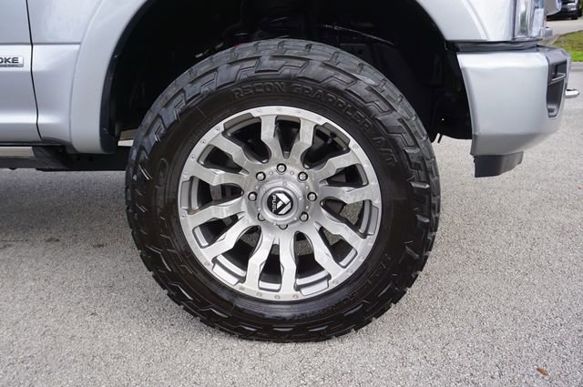 Certified 2022 Ford F350 Platinum w/ Tremor Off-Road Package AWD/4WD image 25