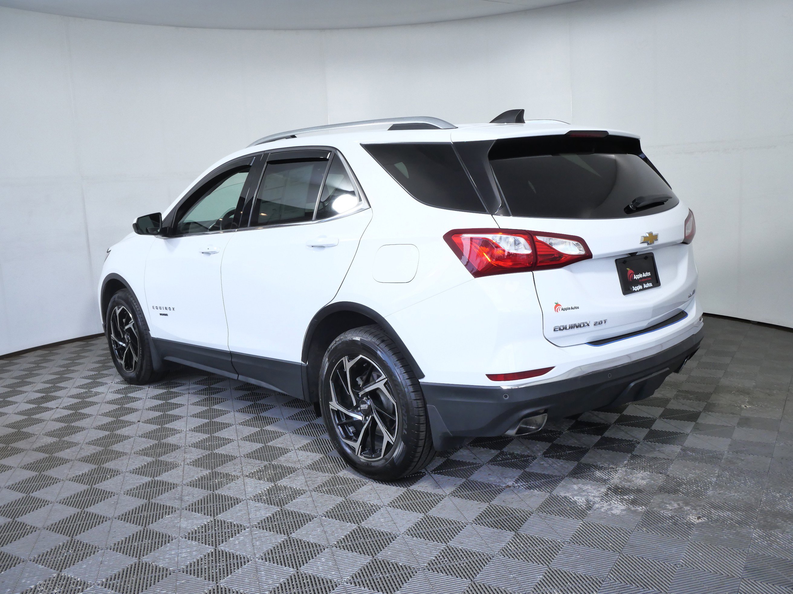Used 2020 Chevrolet Equinox LT AWD/4WD image 6