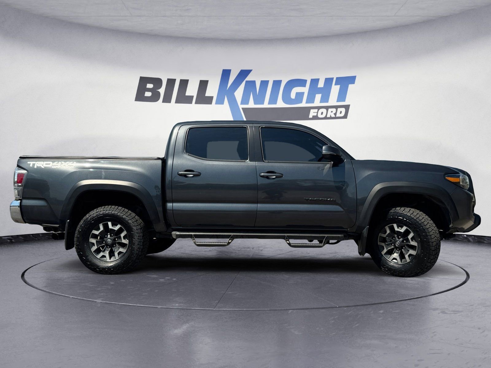 Used 2023 Toyota Tacoma TRD Off-Road AWD/4WD image 6