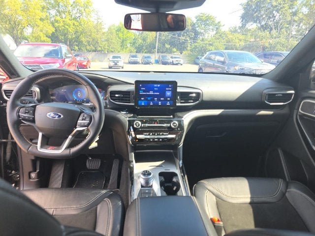 Certified 2023 Ford Explorer ST w/ ST Street Pack AWD/4WD image 17