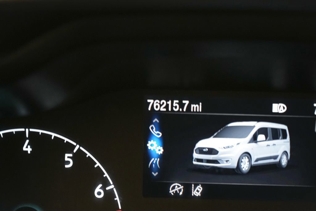 Certified 2022 Ford Transit Connect XLT image 18