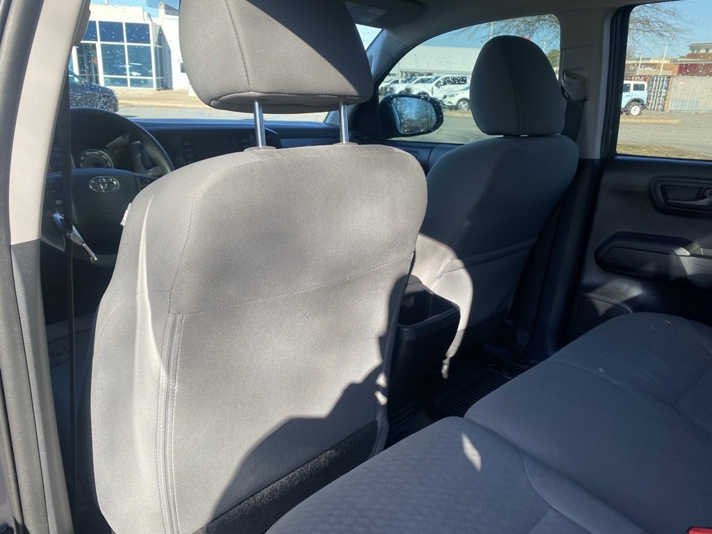 Used 2020 Toyota Tacoma SR image 28