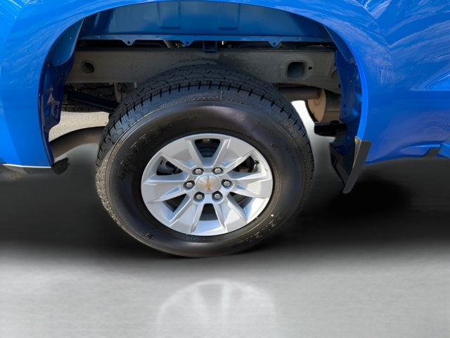Used 2025 Chevrolet Silverado 1500 LT AWD/4WD image 29