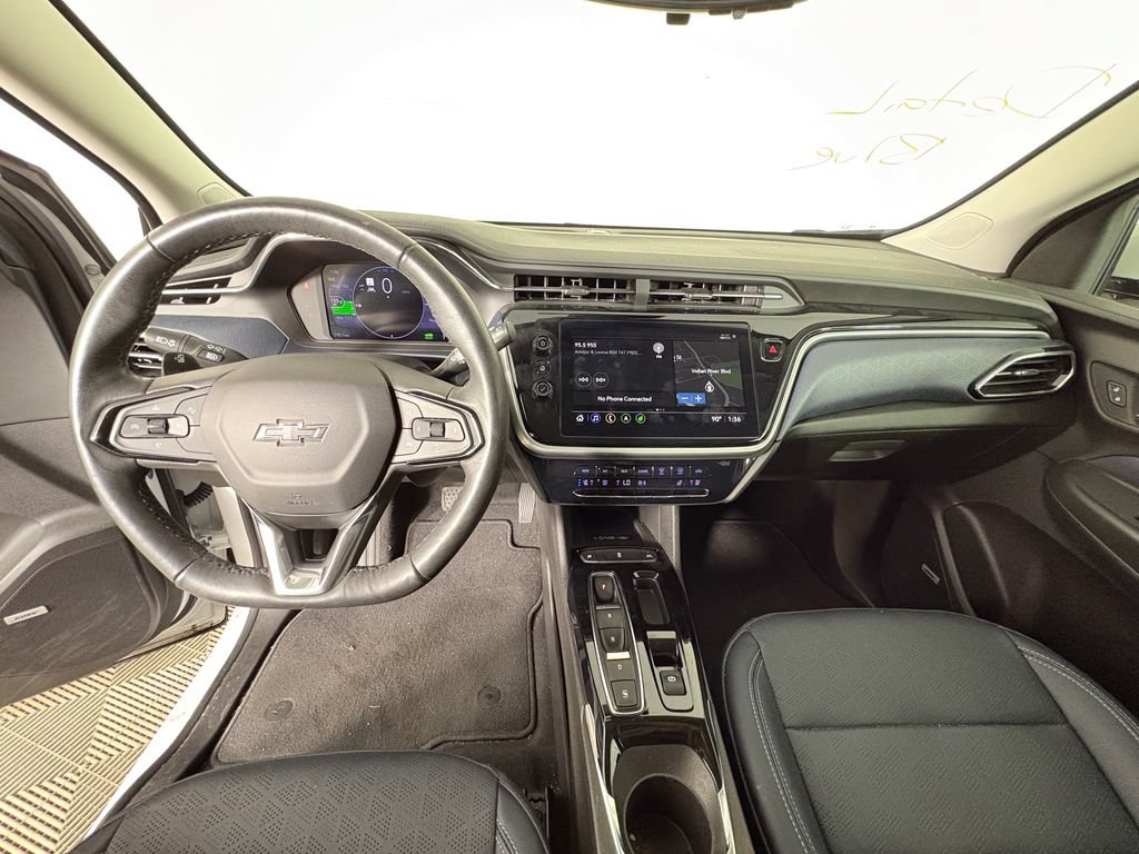 Used 2023 Chevrolet Bolt EUV Premier w/ Sun & Sound Package FWD image 8