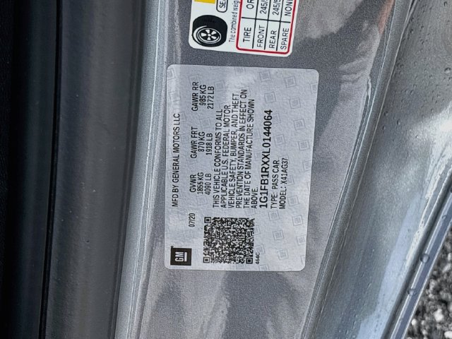 Used 2020 Chevrolet Camaro LT RWD image 29