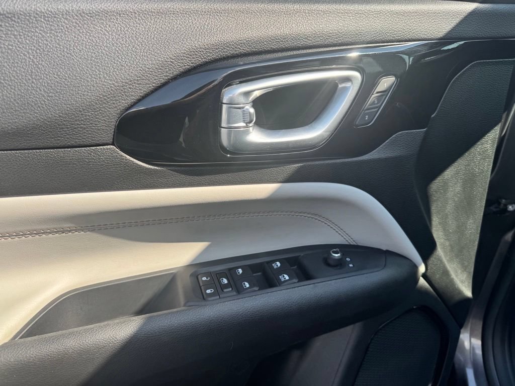 Used 2022 Jeep Compass Limited w/ Elite Group AWD/4WD image 3