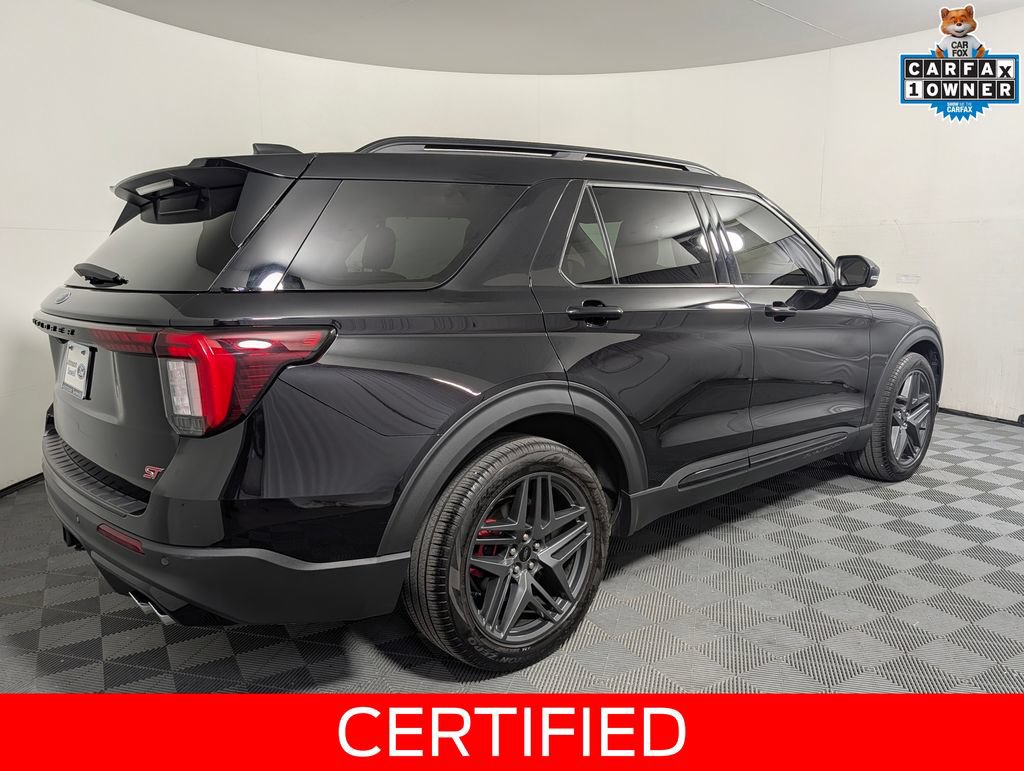 Certified 2025 Ford Explorer ST AWD/4WD image 2