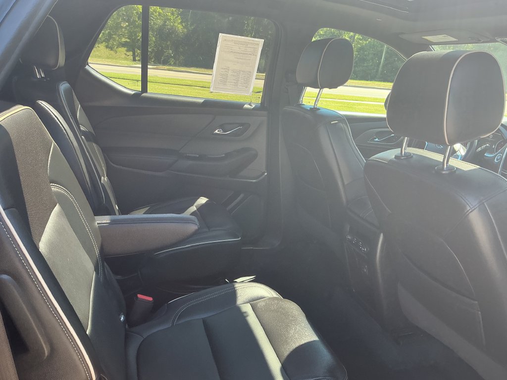 Used 2022 Chevrolet Traverse Premier w/ Redline Edition AWD/4WD image 20