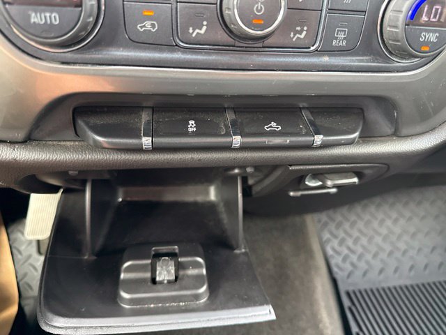 Used 2019 Chevrolet Silverado 1500 LT w/ All Star Edition AWD/4WD image 24