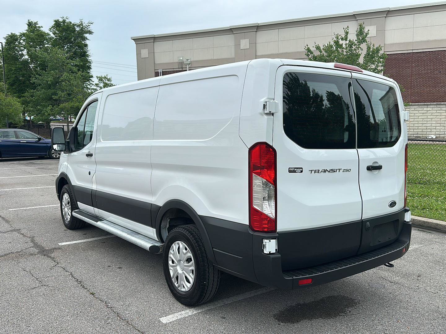 Certified 2025 Ford Transit 250 Low Roof w/ Exterior Upgrade Package RWD image 3