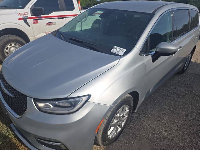 Used 2023 Chrysler Pacifica Touring-L