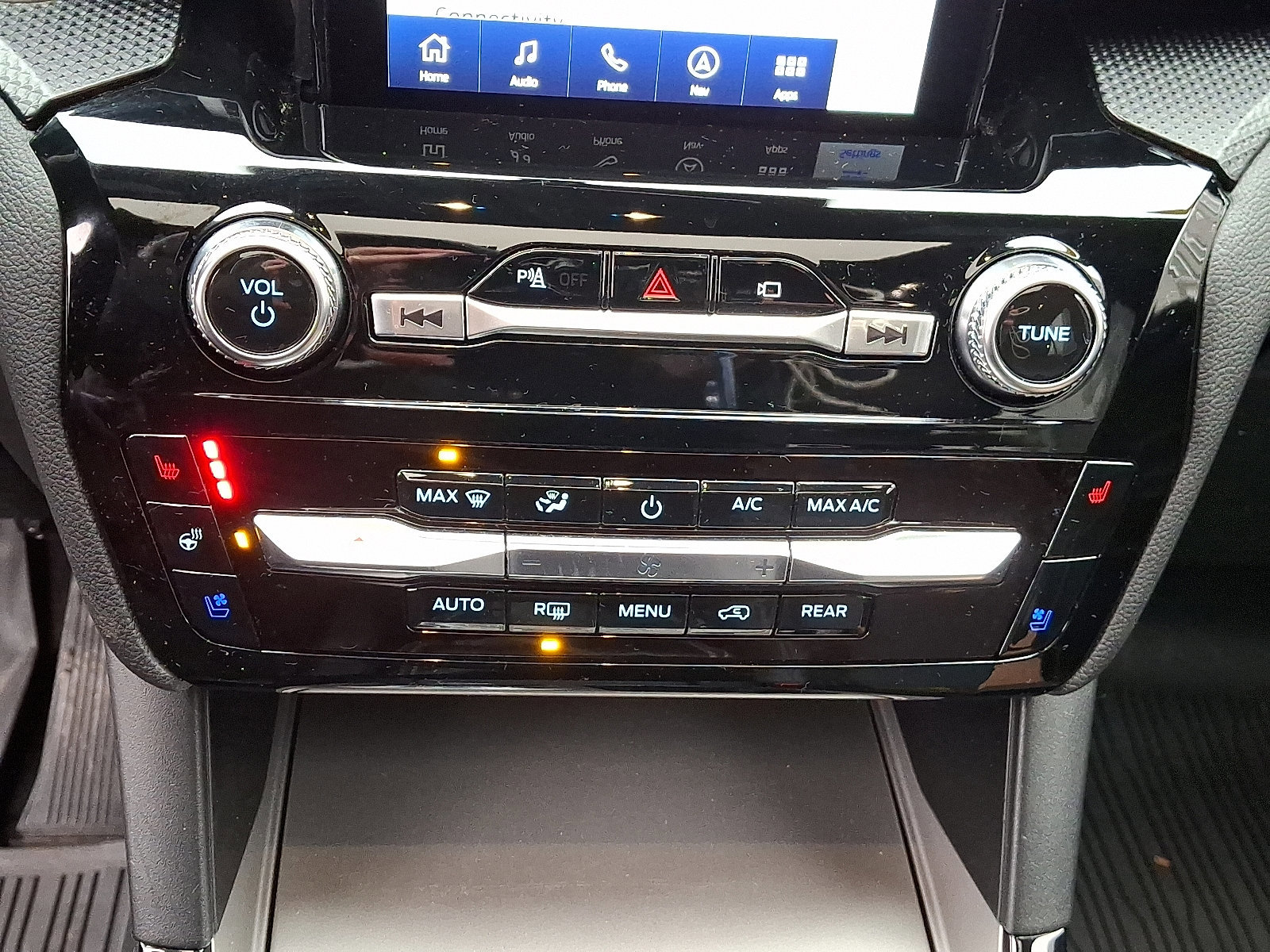 Certified 2023 Ford Explorer ST w/ Equipment Group 401A image 17