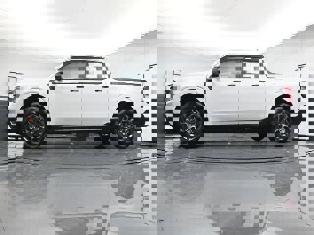 Certified 2024 Ford Maverick XLT w/ XLT Luxury Package AWD/4WD image 32