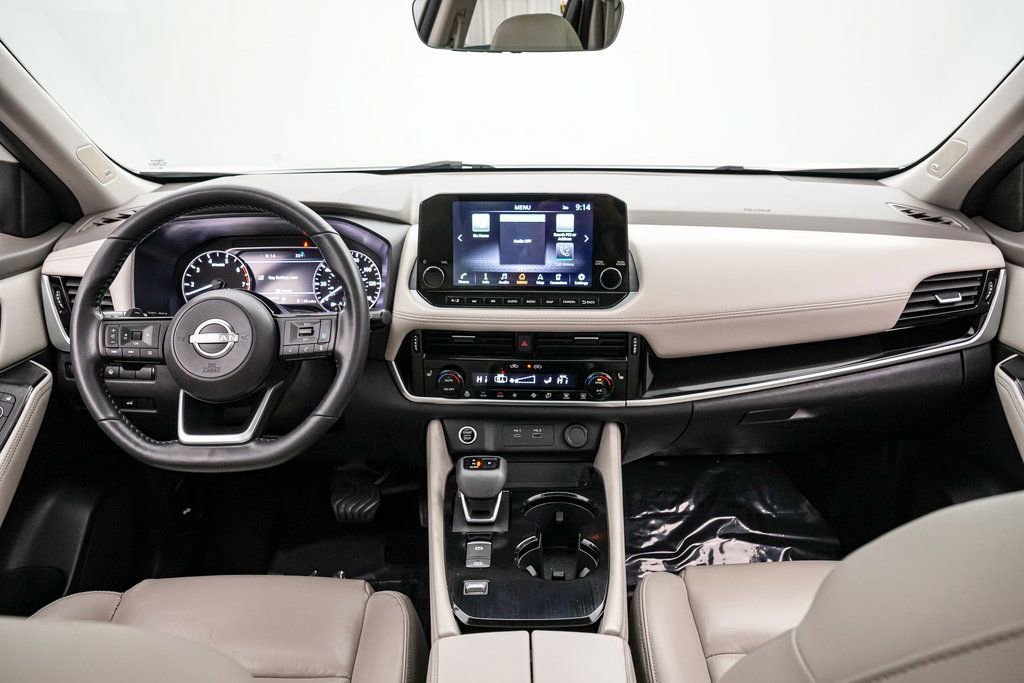 Used 2023 Nissan Rogue SL w/ SL Premium Package image 14