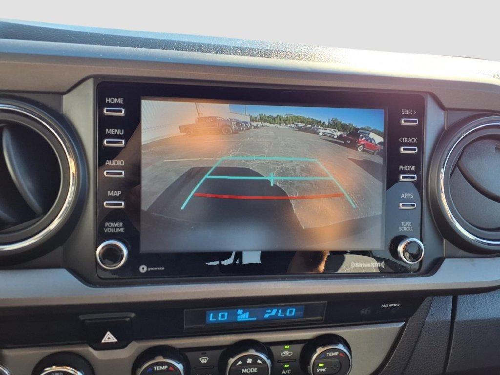 Used 2022 Toyota Tacoma TRD Sport AWD/4WD image 11