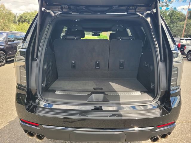 Used 2025 Chevrolet Tahoe RST w/ Comfort Package AWD/4WD image 8