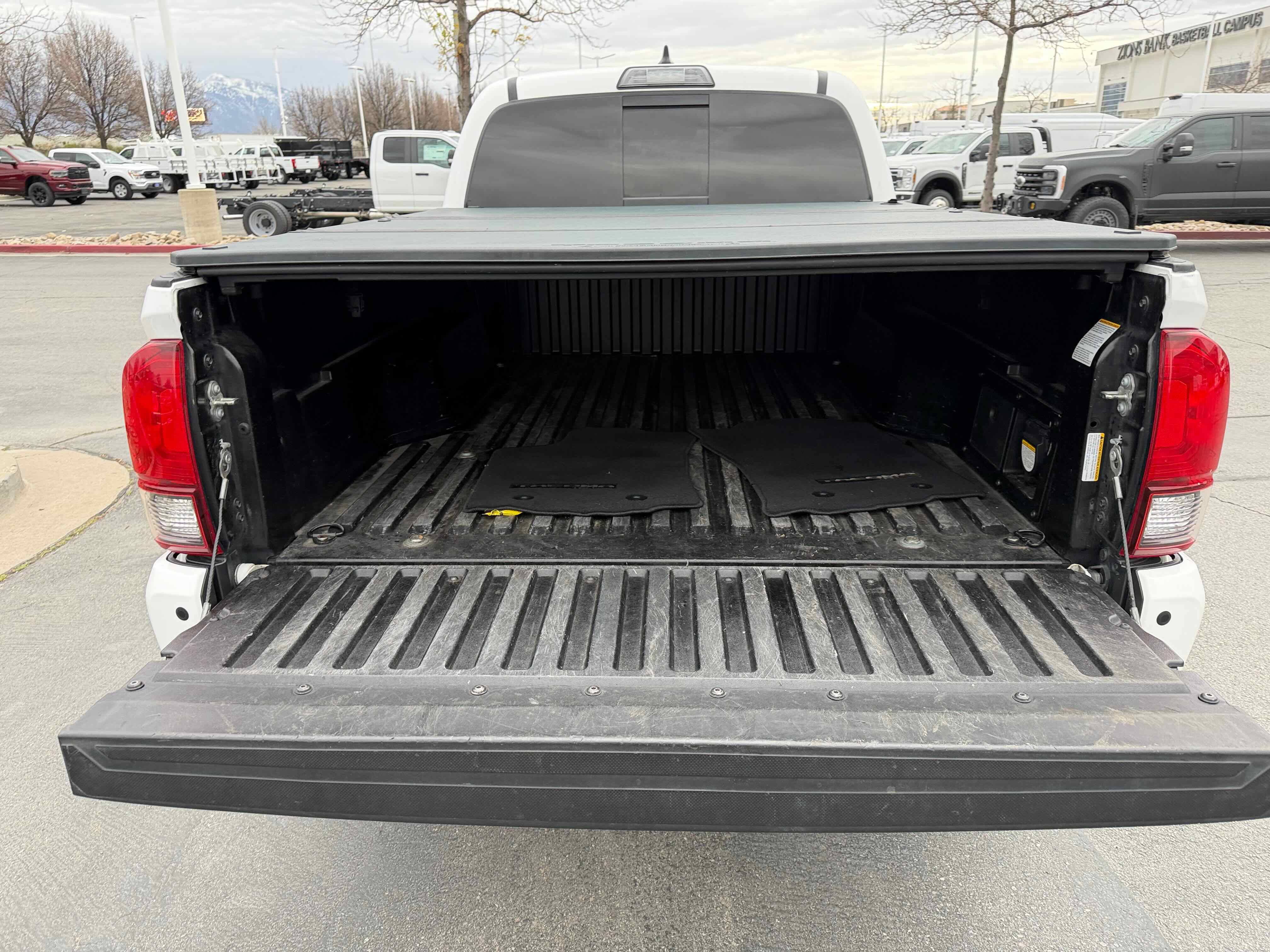 Used 2019 Toyota Tacoma TRD Sport image 30