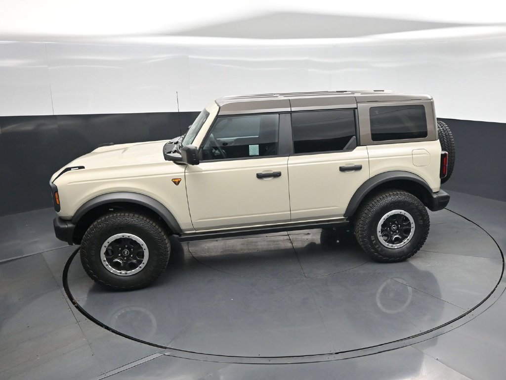Certified 2026 Ford Bronco Badlands AWD/4WD image 44