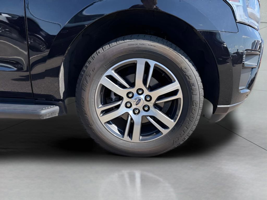 Certified 2024 Ford Expedition XLT image 31