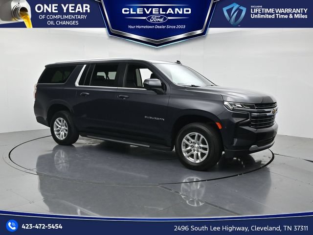 Used 2023 Chevrolet Suburban LT RWD image 1