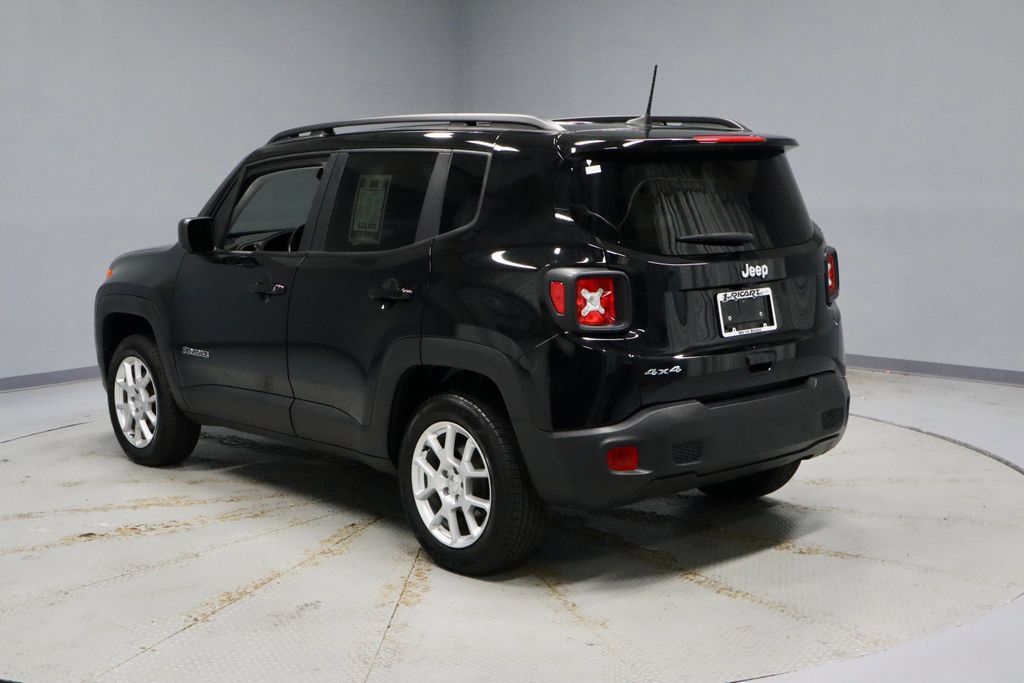Used 2023 Jeep Renegade Latitude w/ Premium Group AWD/4WD image 9