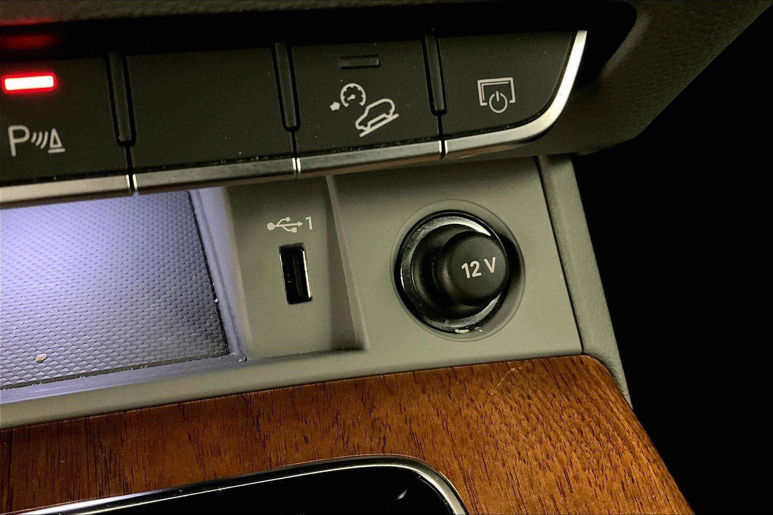 Used 2022 Audi Q5 2.0T Premium image 31