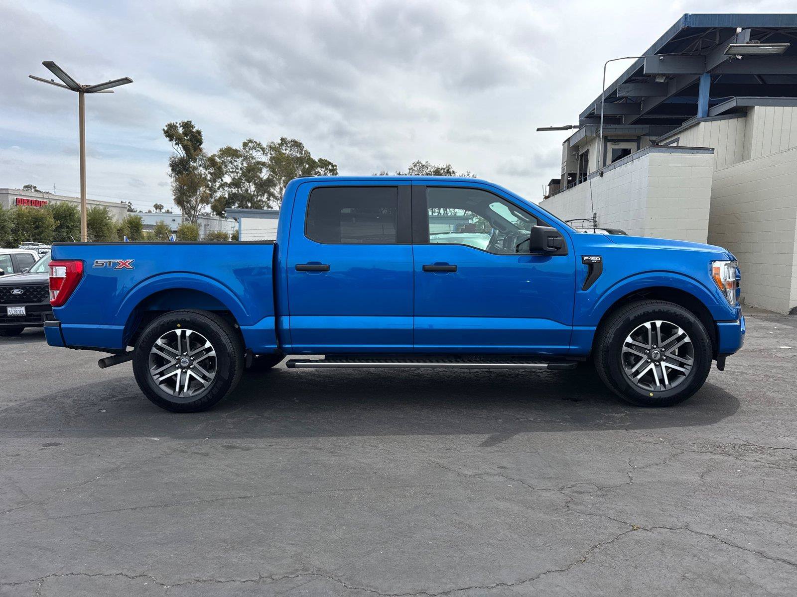 Certified 2021 Ford F150 XL w/ STX Appearance Package RWD image 7