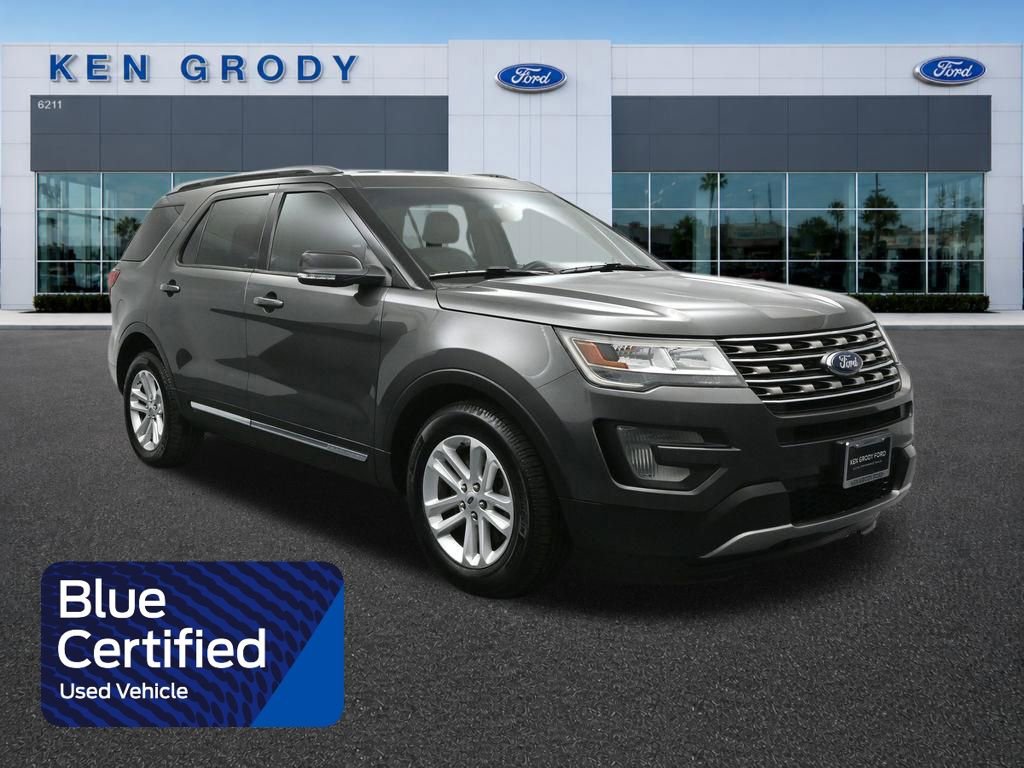 Certified 2017 Ford Explorer XLT w/ Equipment Group 202A FWD image 1